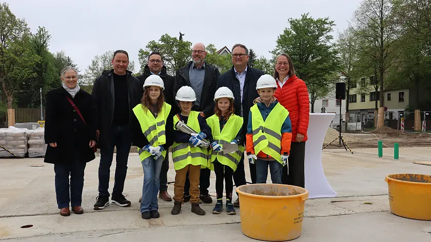 PM - Grundsteinlegung für die Grundschule Alter Postweg