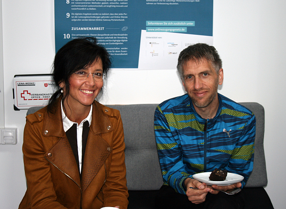 Carola Heilemann-Jeschke und Florian Forster bei der Kaffeepause